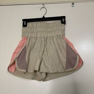 FREE PEOPLE MOVEMENT THE WAY HOME BEIGE PINK HIGH WAIST RUNNING SHORTS SMALL